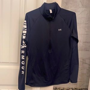Under armor pullover like new
